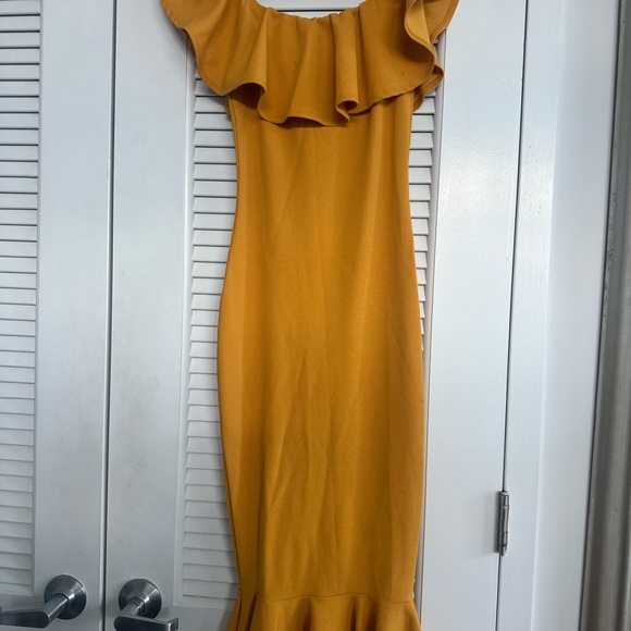 Fashion Nova Mustard One Shoulder Dress - Picture 4 of 8